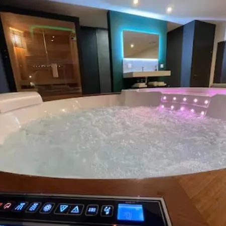 Loveroom 4*